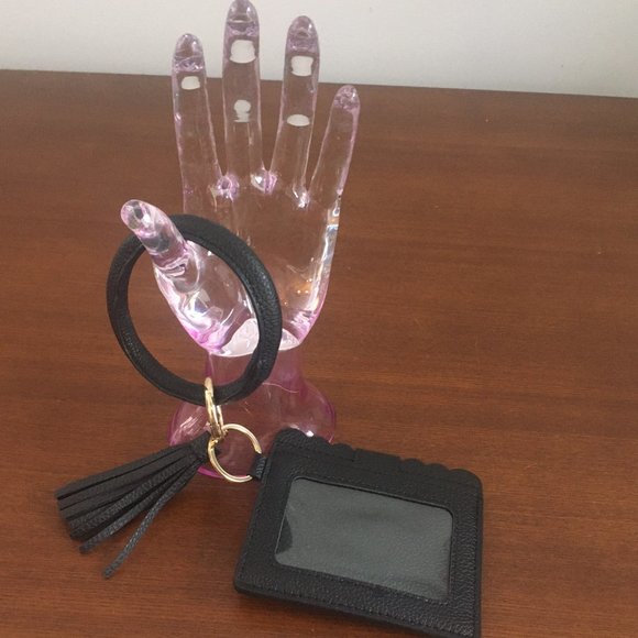 Coolans Wristlet - Picture 3 of 3